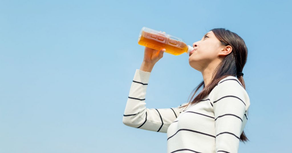 6 Drinks To Try When You're Avoiding Sugar But Sick Of Water