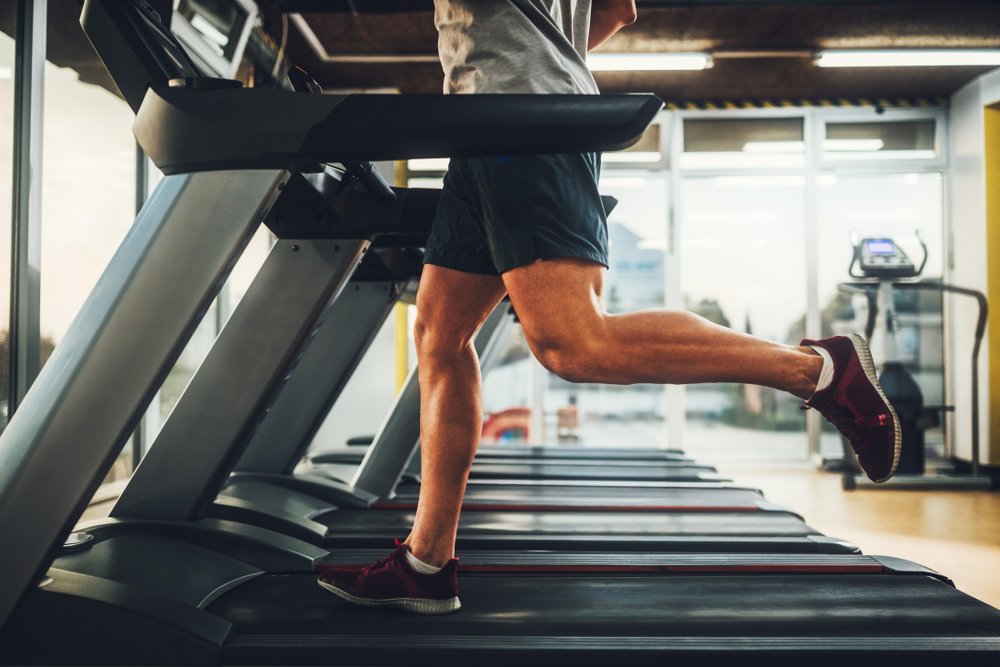 Pros And Cons Of Running On A Treadmill vs Outside