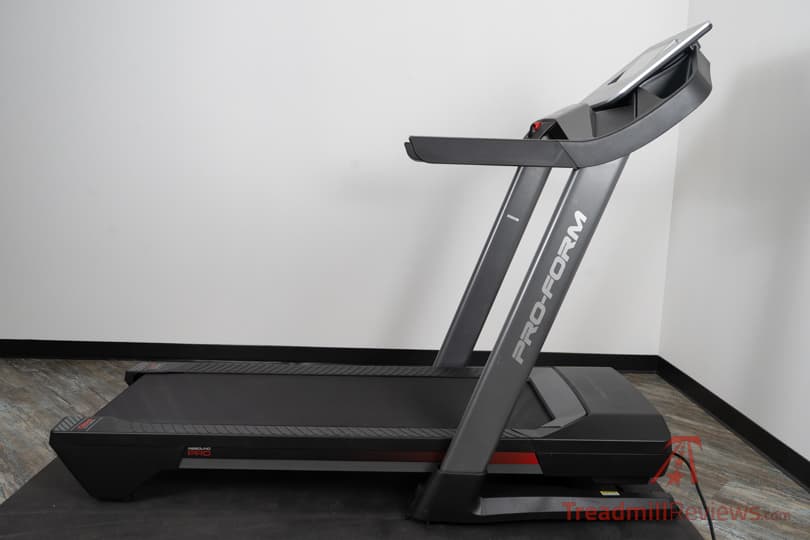 Proform Pro 2000 Treadmill Side Profile