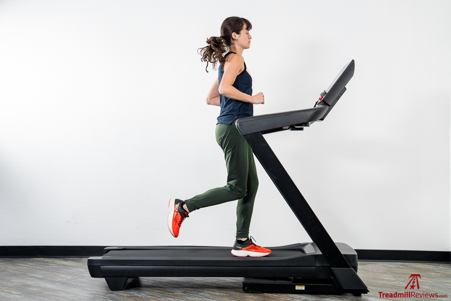 NordicTrack EXP 7i Treadmill Running Stance Profile