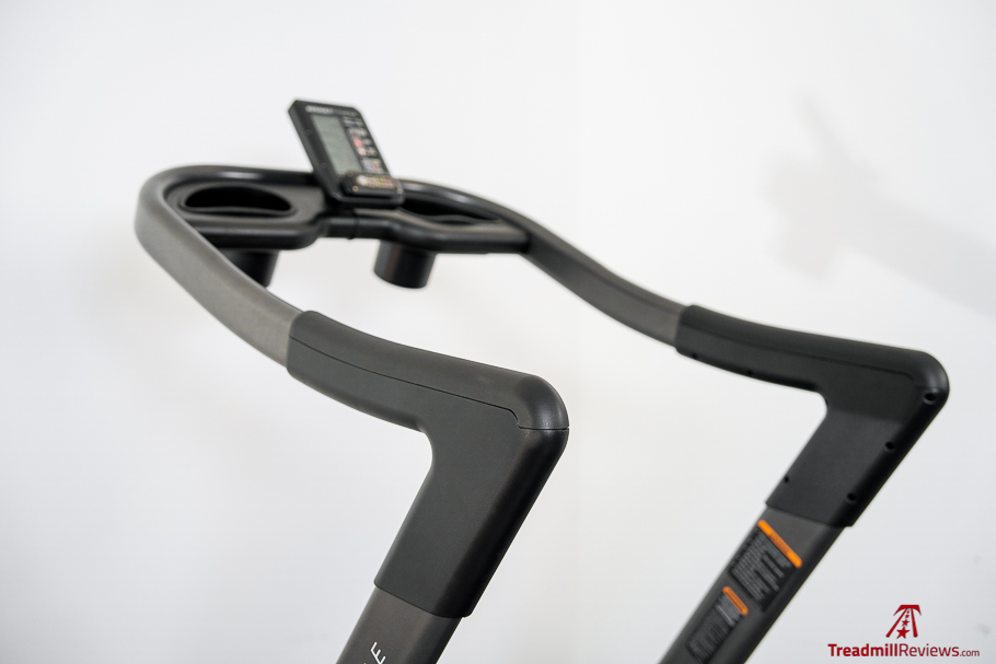 Assault Runner Elite handle