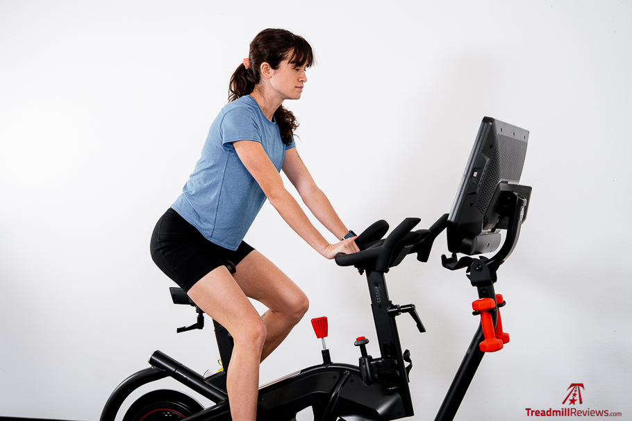 Bowflex Velocore pedalling front