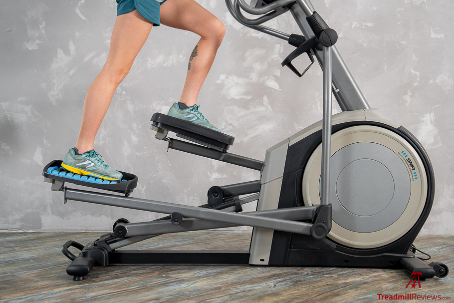 NordicTrack Commercial 14.9 Elliptical Incline Training