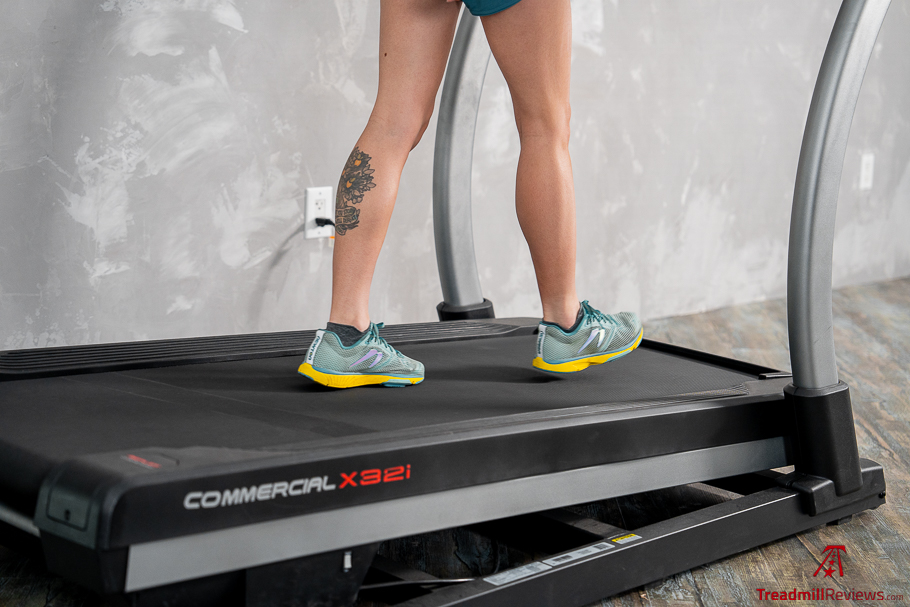 NordicTrack X32i action walking cushioning