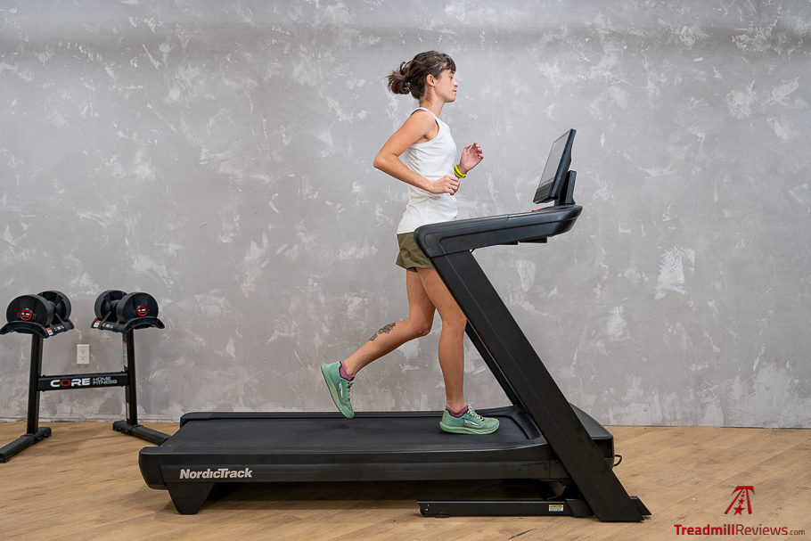 NordicTrack 1750 Running on Treadmill