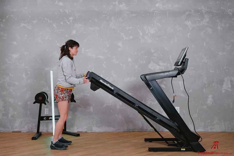 NordicTrack T Series 10 - folding