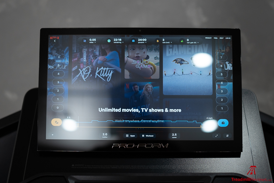 ProForm Carbon Pro 9000 - Netflix and iFIT