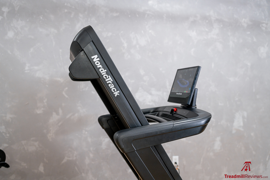 NordicTrack 1750 - Folding
