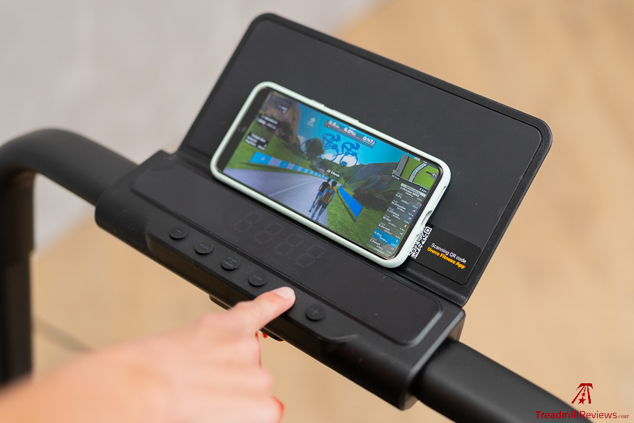Urevo 2in1 - action