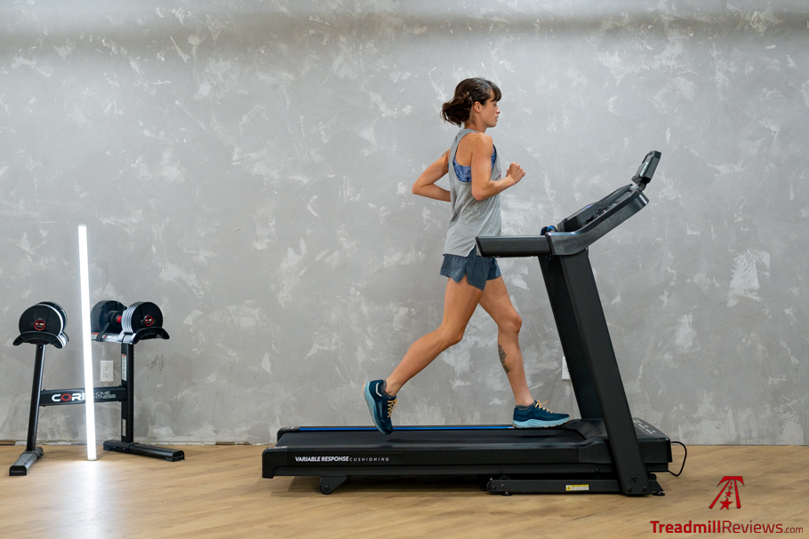 Horizon T101 - action running treadmill