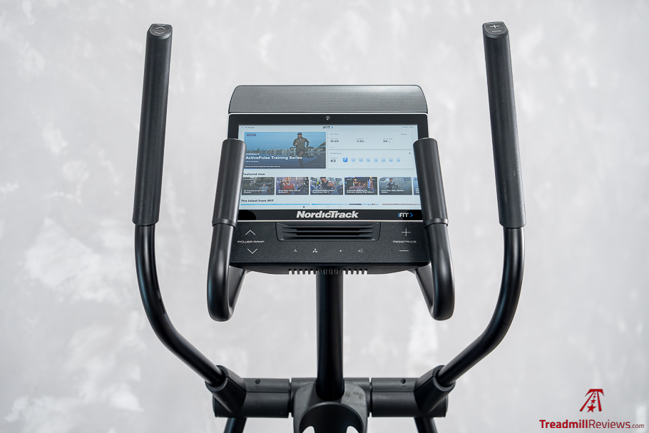NordicTrack AirGlide 14i - console